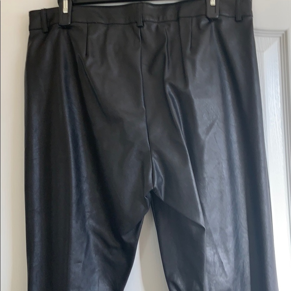 Pants - Picture 4 of 4